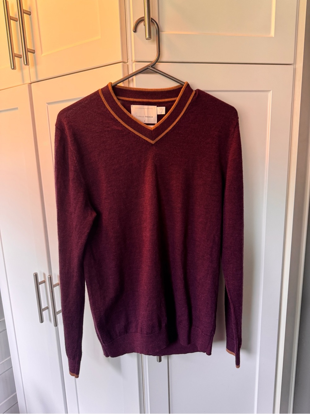 Topman Men's V-Neck Sweater in Maroon/purple with Gold Trim